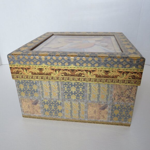 Vintage Punch Studio Renaissance Angel Playing Lute Keepsake Storage Gift Box - Picture 2 of 12